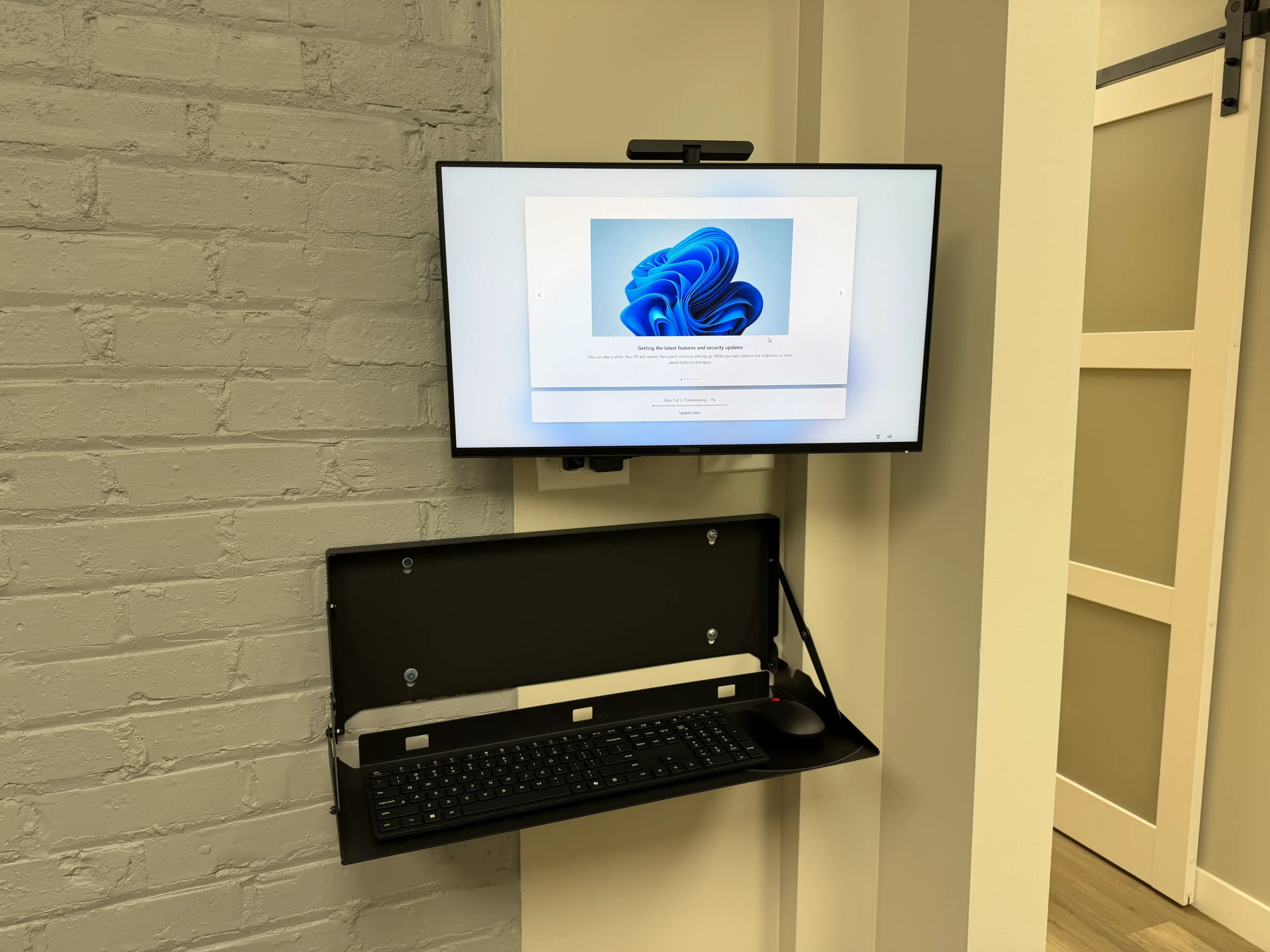 Virdual it wall mounted computer station chicago